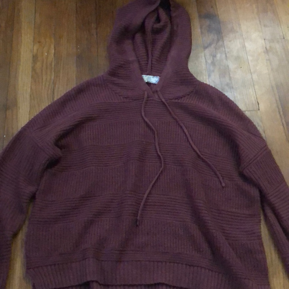 Vintage maroon sweater